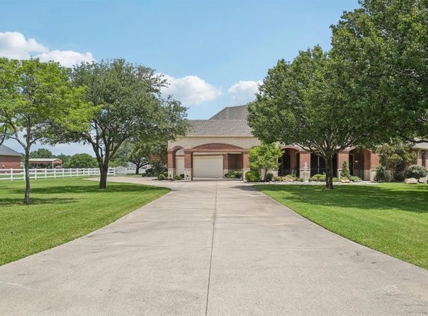 1800 Willow Springs Court, Haslet, TX 76052