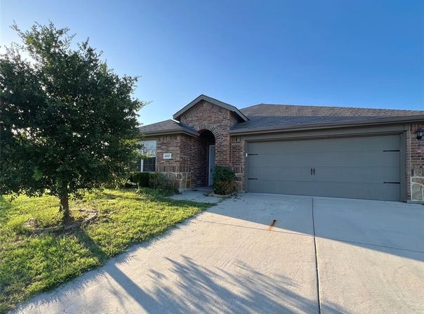 1017 Decker Drive, Fate, TX 75189
