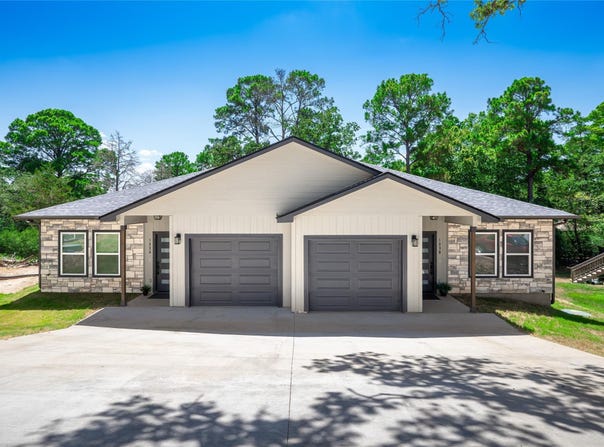123 S Kanaio Dr, Bastrop, TX 78602