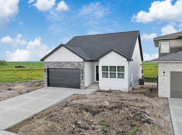 1151 NW Sproul Drive, Waukee, IA 50263