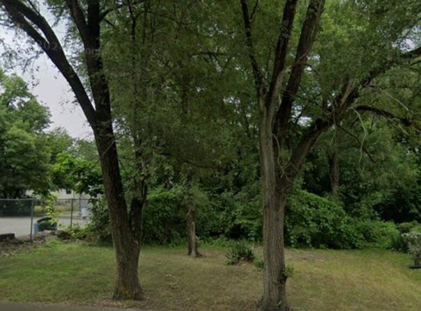 2261 Arthur Street, Gary, IN 46404