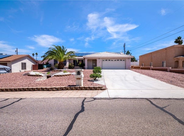 448 Meadows Drive, Lake Havasu, AZ 86404
