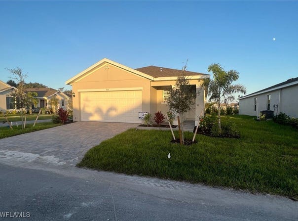 801 Serenity Lane, Labelle, FL 33935