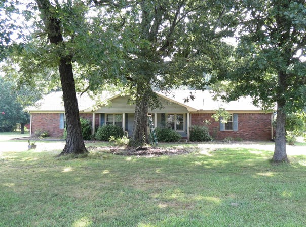 9201 Old Warren Road, Pine Bluff, AR 71603