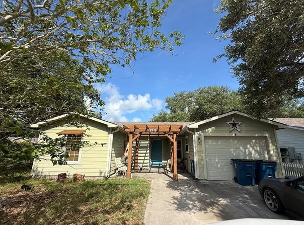 123 Sun Harbor, ROCKPORT, TX 78382