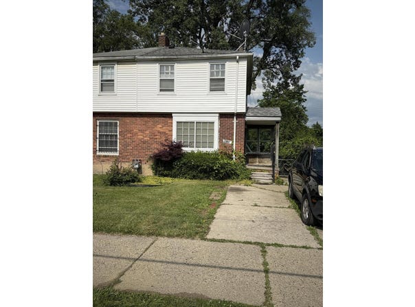 18653 Greenfield Road, Detroit, MI 48235