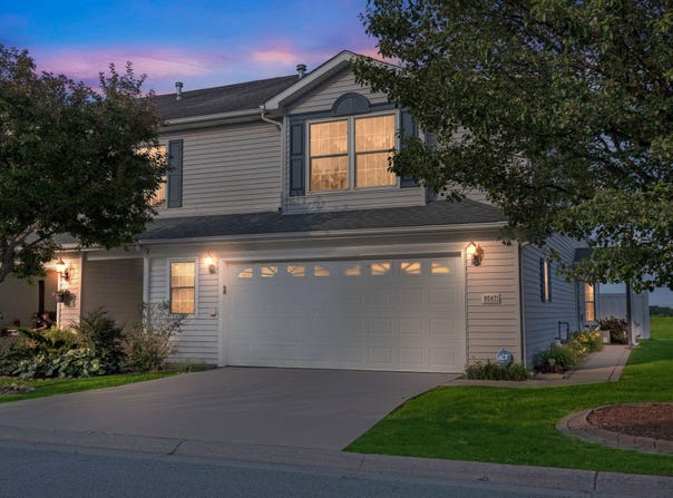 9547 Luebcke Lane, Crown Point, IN 46307