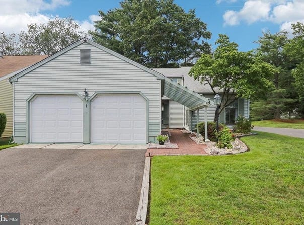 1 FOXBOROUGH COURT, MEDFORD, NJ 08055