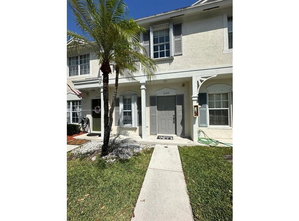 3145 SW 50th St, Dania Beach, FL 33312