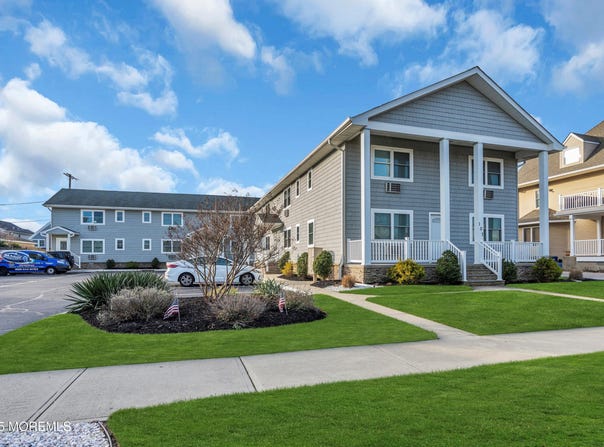 107 3rd Avenue, Belmar, NJ 07719
