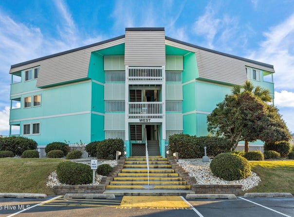 301 E Commerce Way Road, Atlantic Beach, NC 28512