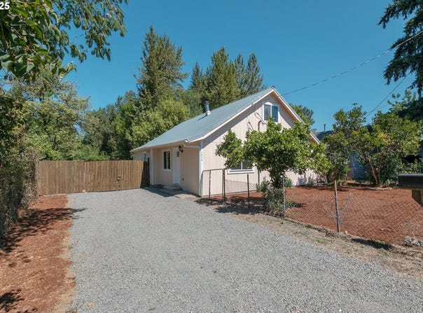 1854 Ulex ST, Sweet Home, OR 97386