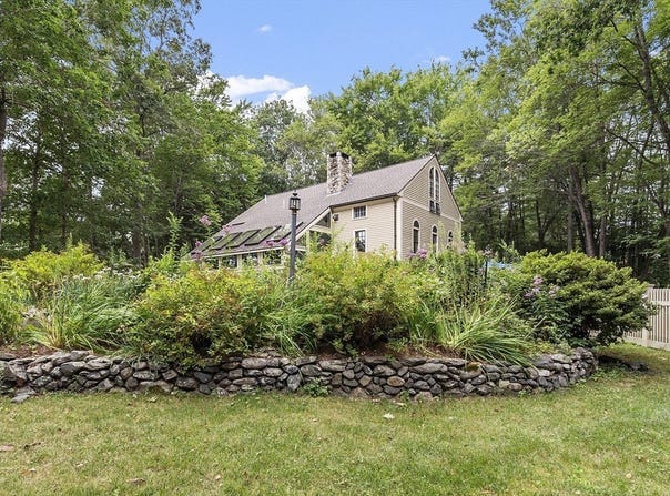 75 South Road, Pepperell, MA 01463