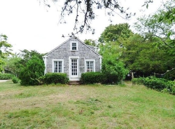 28 Standish Way, West Yarmouth, MA 02673