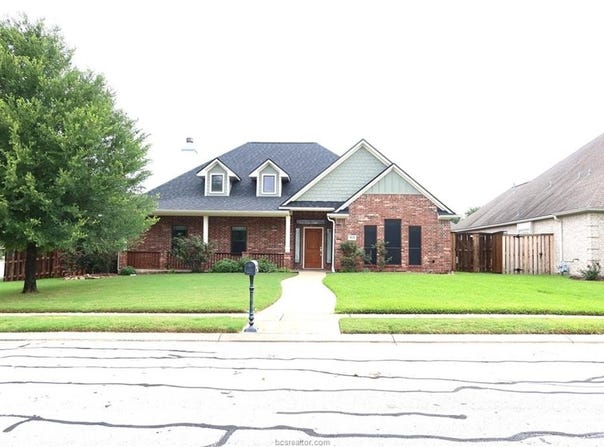 3915 Devrne Drive, College Station, TX 77845