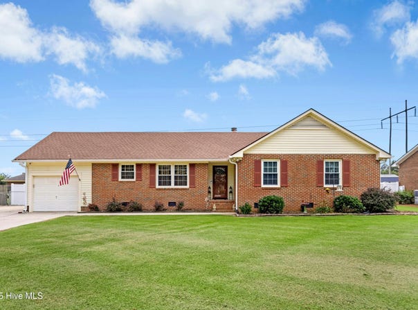 2323 Alyson Drive N, Wilson, NC 27896
