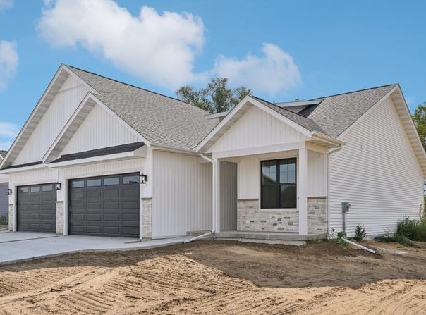 317 Willow Street, Pardeeville, WI 53954