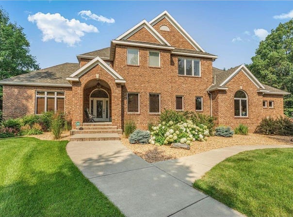 1621 Blackberry Circle, Sartell, MN 56377