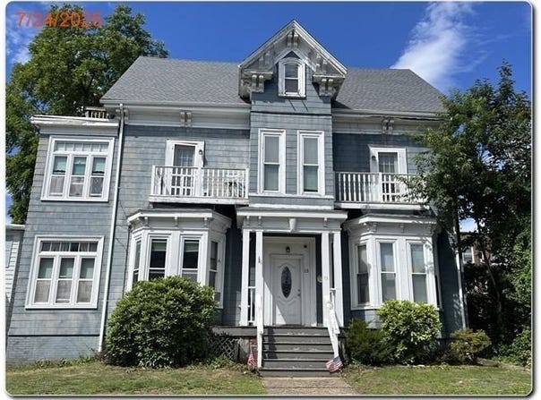 13 Portland St, Lynn, MA 01902