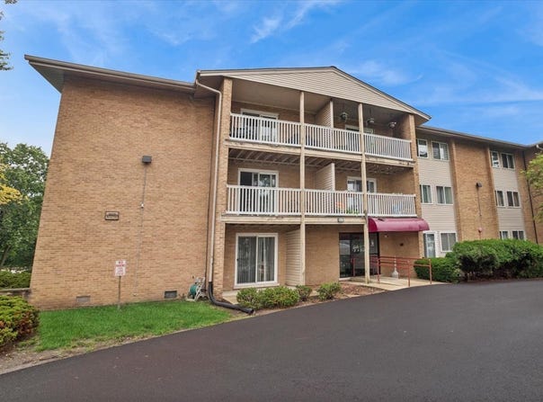 Des Plaines, IL 60016