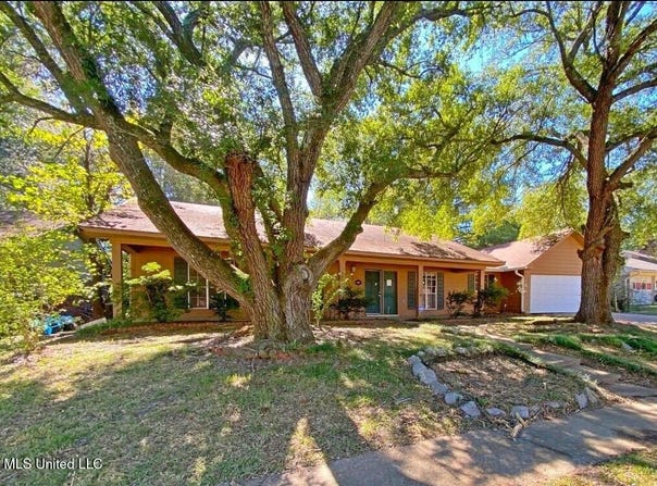 1608 Melrose Place, Clinton, MS 39056