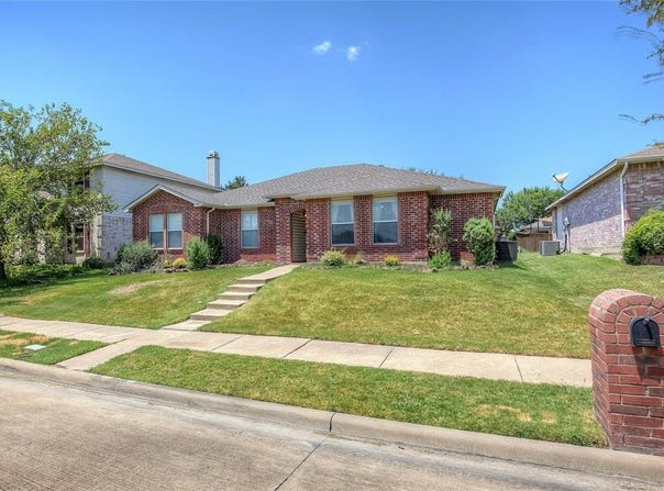 1492 Greenbrook Drive, Rockwall, TX 75032