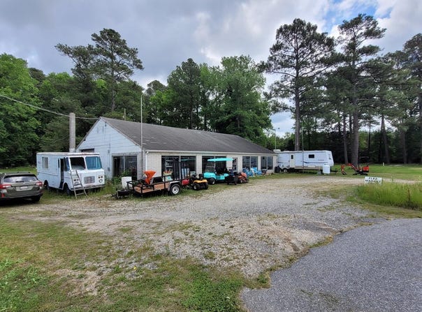 1042 OCEAN HIGHWAY, POCOMOKE CITY, MD 21851