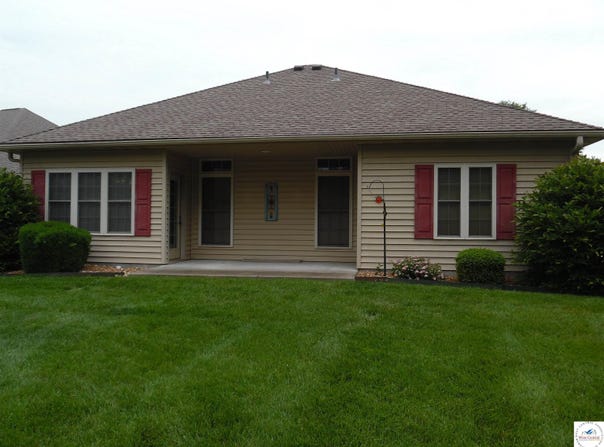 805 Iowa Circle, Clinton, MO 64735
