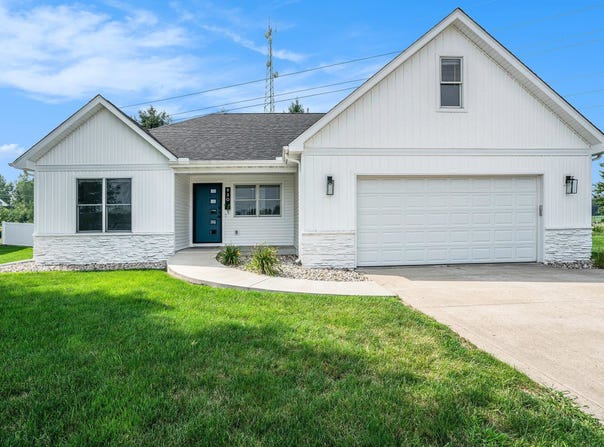 930 Ridgeview Drive, Goshen, IN 46526-9272