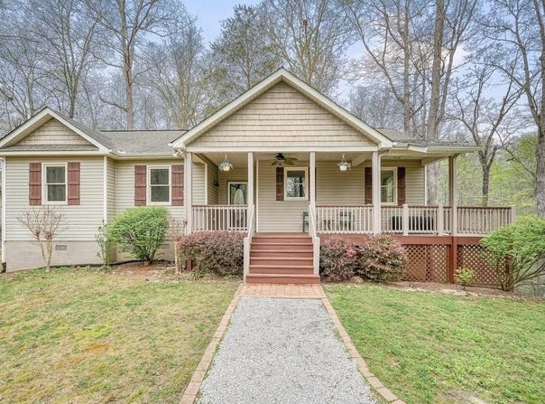 2232 Burnt Mountain Road, Jasper, GA 30143