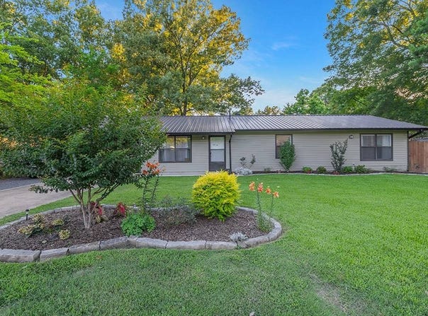 1504 S Elm, hope, AR 71801