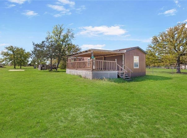 585 FM 60W, Somerville, TX 77863