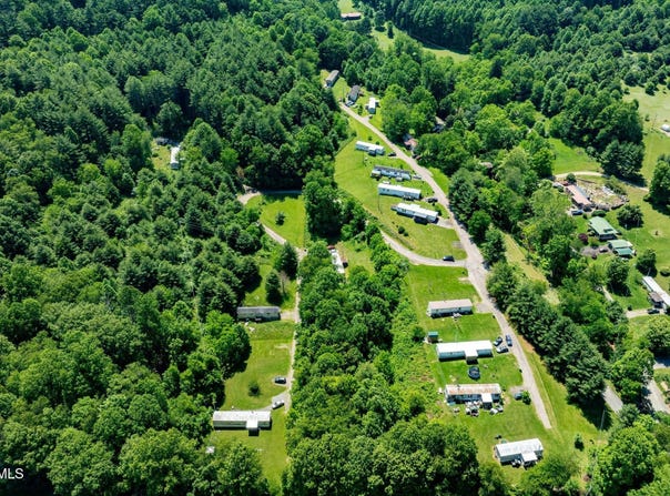2155 Lumpkin Branch Road, Mountain City, TN 37683