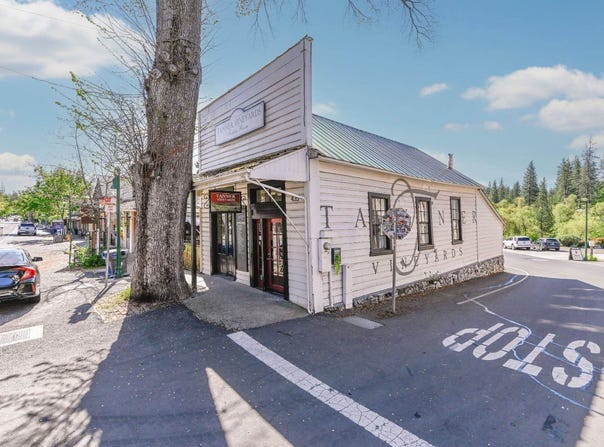 435 Main Street, Murphys, CA 95247