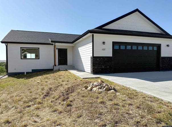 107 Watkins Street, Buffalo, WY 82834