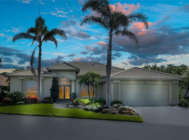 937 CHICKADEE DRIVE, VENICE, FL 34285