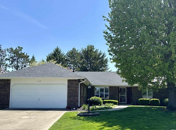 1309 Lea Court, Frankfort, IN 46041
