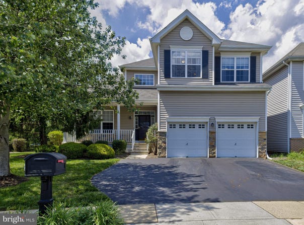 3 PONY LANE, FLEMINGTON, NJ 08822