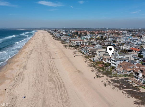 16865 S Pacific Avenue, Sunset Beach, CA 90742