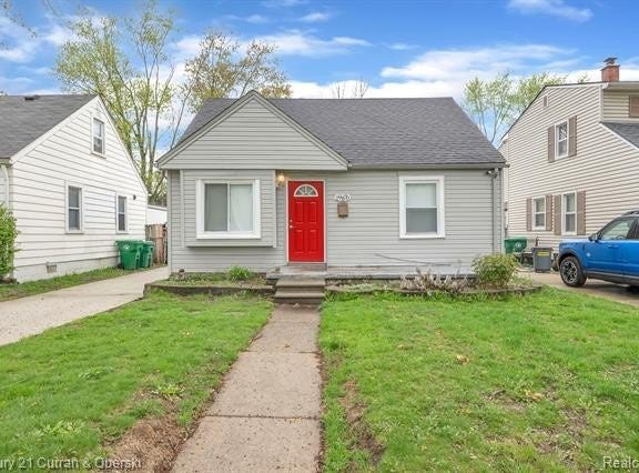29870 ELMWOOD Street, Garden City, MI 48135