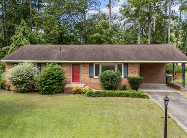 205 Oak Drive, Washington, NC 27889