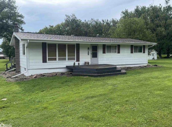 1220 S Ferry Street, Ottumwa, IA 52501
