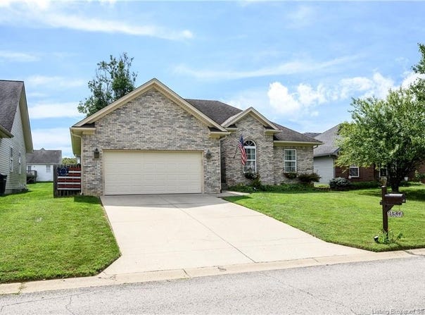 13141 Sunnybrook Drive, Memphis, IN 47143