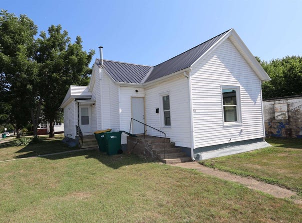 822 W 4th Street, Mishawaka, IN 46544