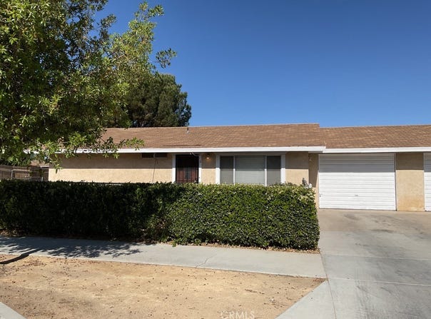 16503 Smoke Tree, Hesperia, CA 92345