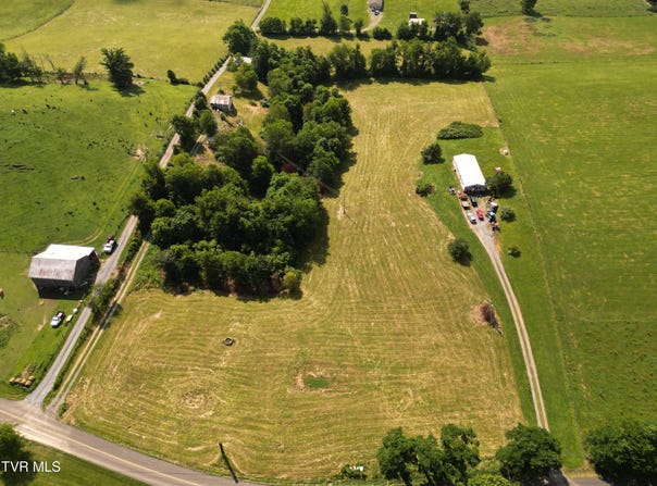 9060 Stillmeadows Lane, Meadowview, VA 24361