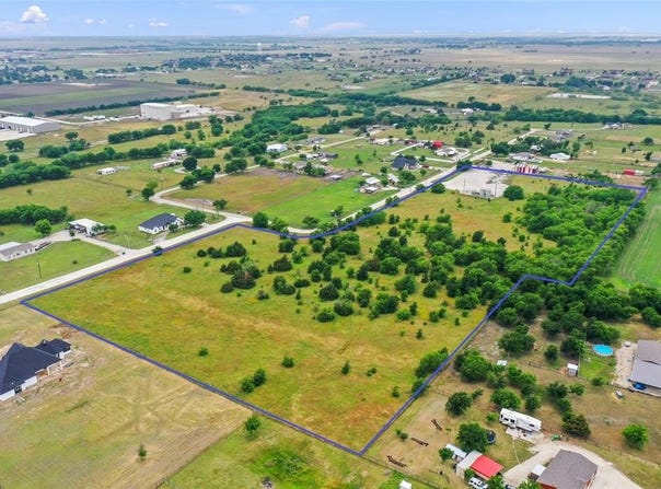 000 Palmer Lane, Ponder, TX 76259