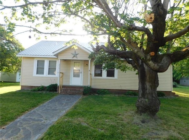 234 Spring Street, Denton, NC 27239