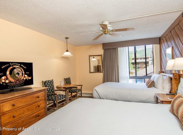 300 CARRIAGE Way, Snowmass Village, CO 81615