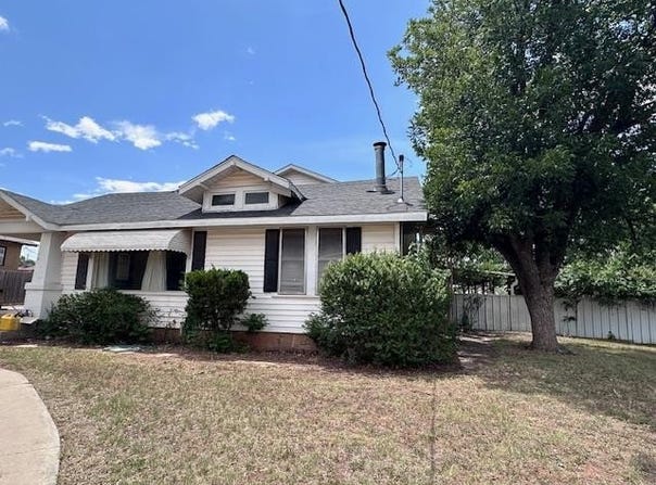 2807 Ave W, Snyder, TX 79549